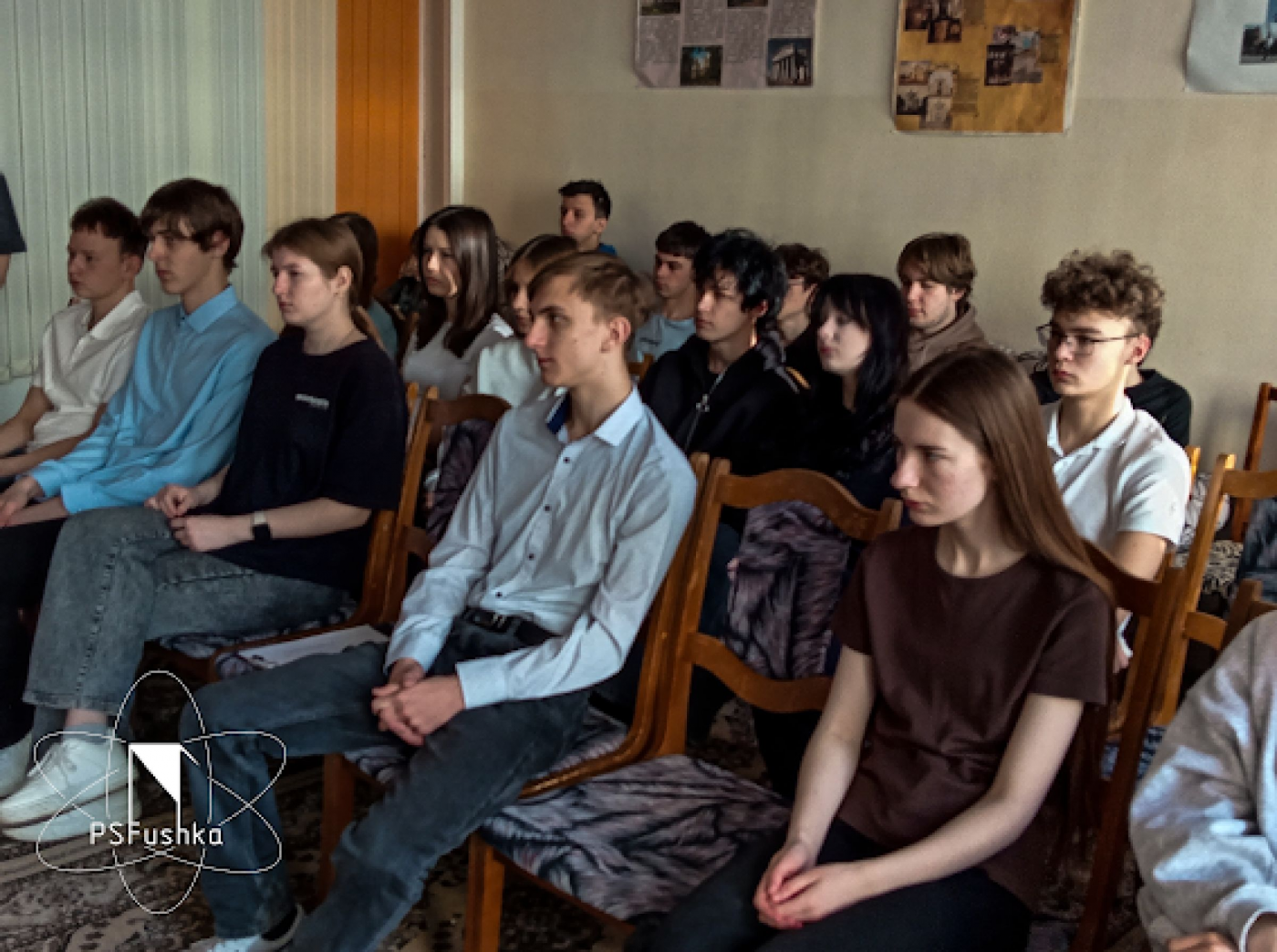 Мудрость, сила и красота. В общежитии № 8 прошла встреча, посвященная женщинам-легендам Беларуси